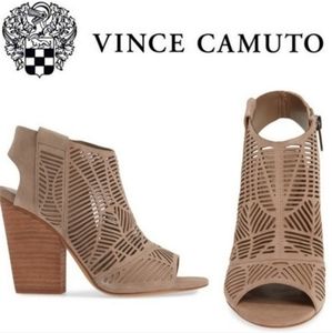 Vince Camuto Kimora Booties Size 9M Tan